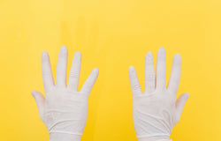 Do nitrile gloves conduct electricity? - Primo Dental Products